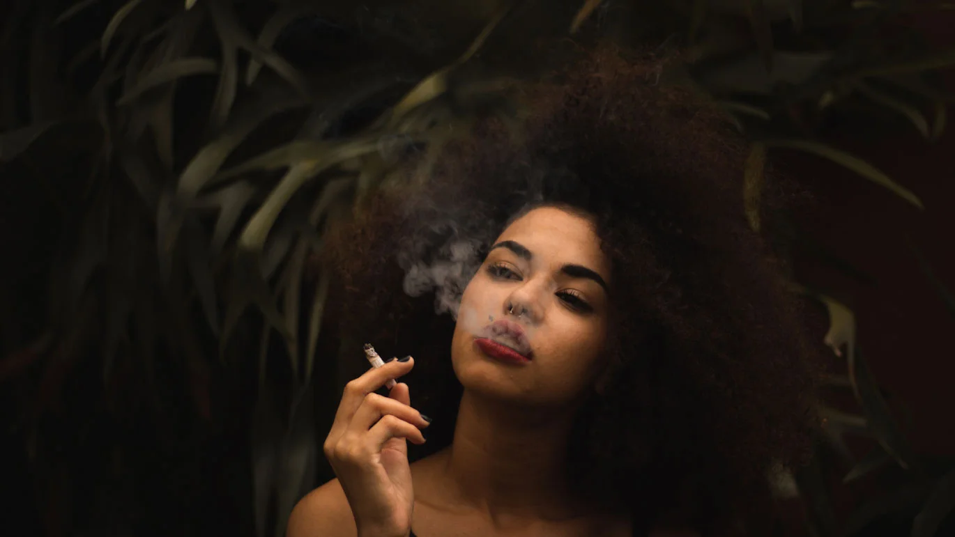 How to Prevent Weed Smell in Hair